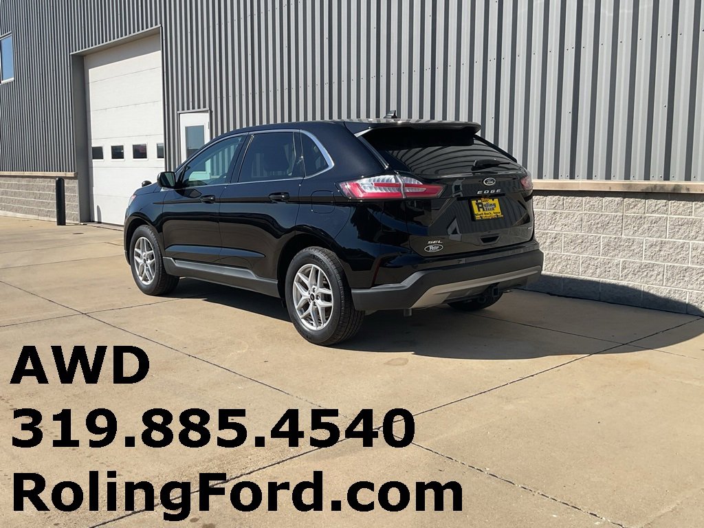 Used 2024 Ford Edge SEL w/ Convenience Package image 3