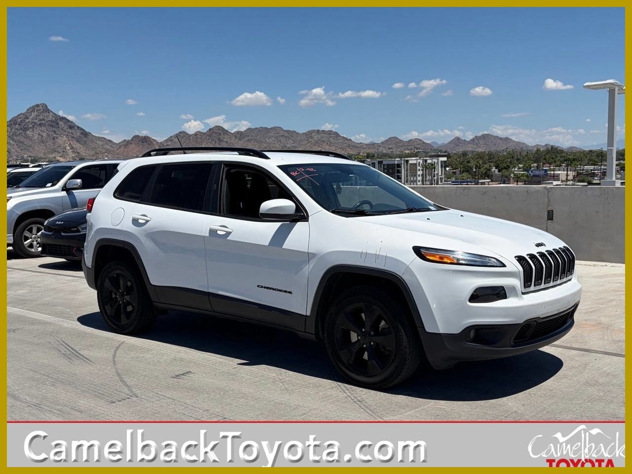 Used 2018 Jeep Cherokee Latitude w/ Altitude Package FWD video 1
