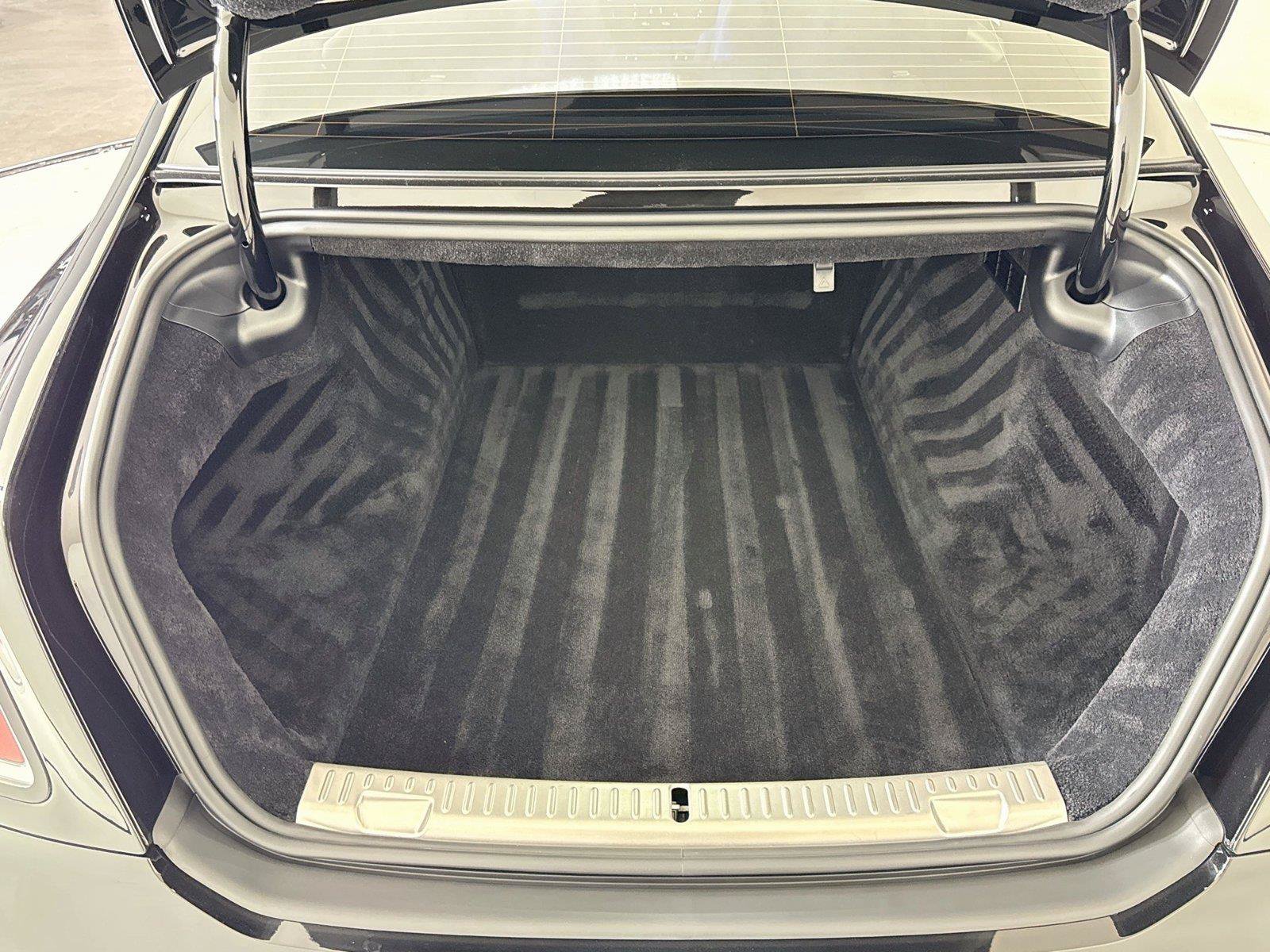 Used 2025 Rolls-Royce Ghost AWD/4WD image 30