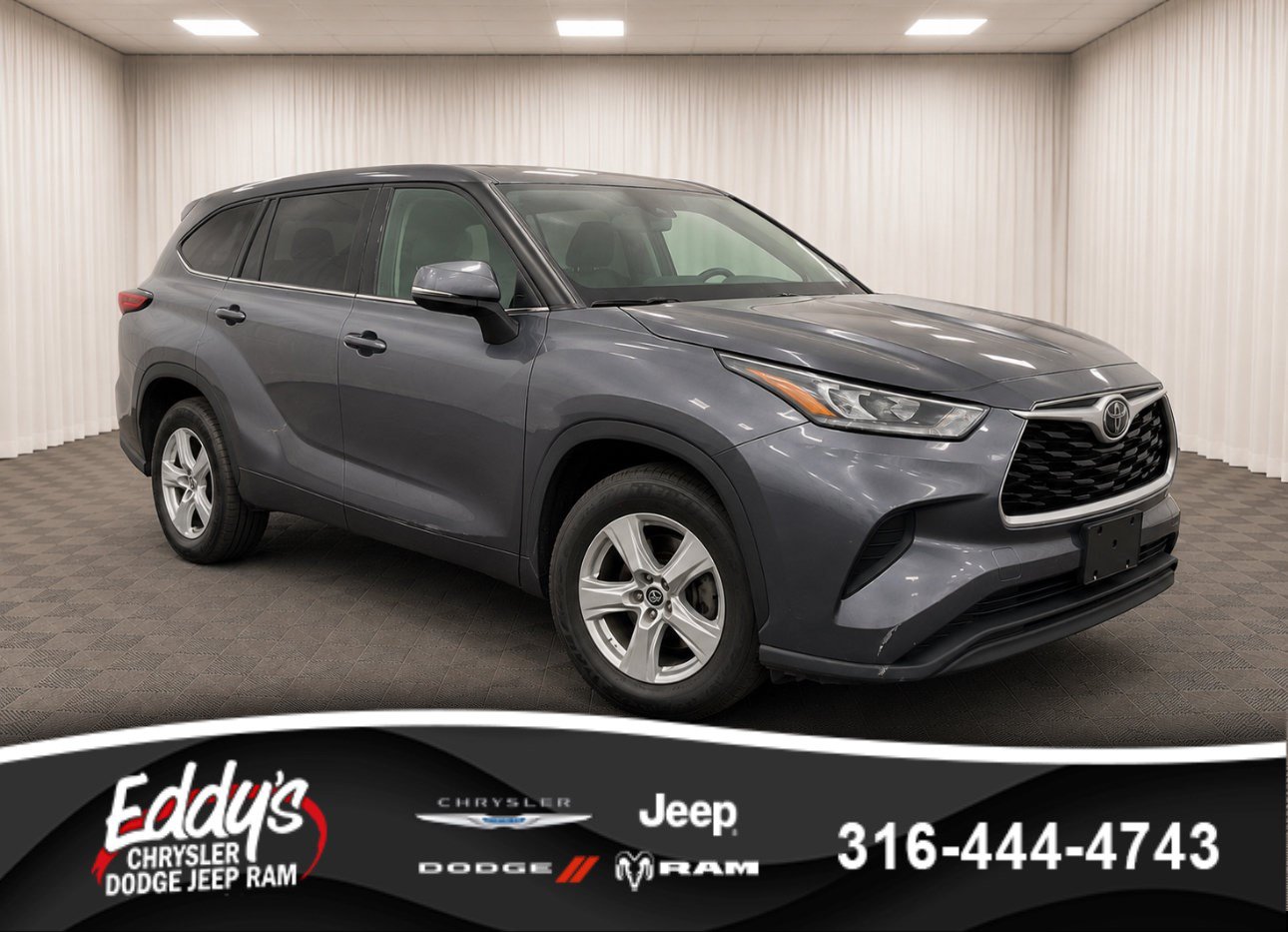 Used 2020 Toyota Highlander L FWD image 1