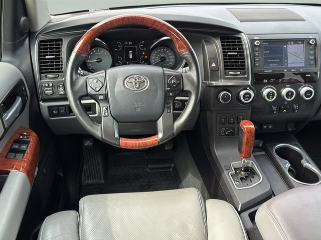Used 2020 Toyota Sequoia Platinum AWD/4WD image 15