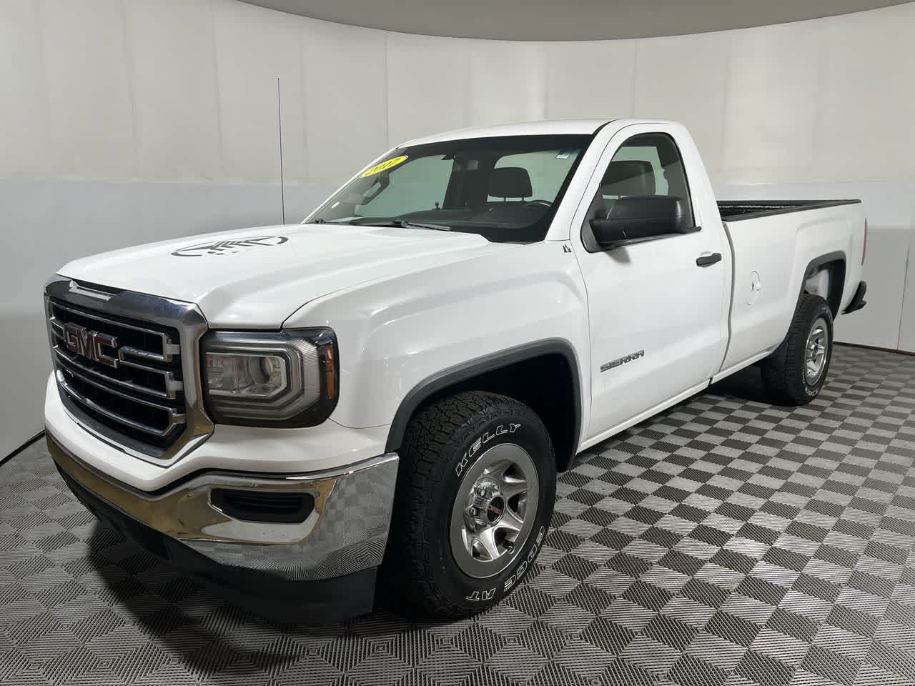 Used 2017 GMC Sierra 1500 2WD Regular Cab image 4
