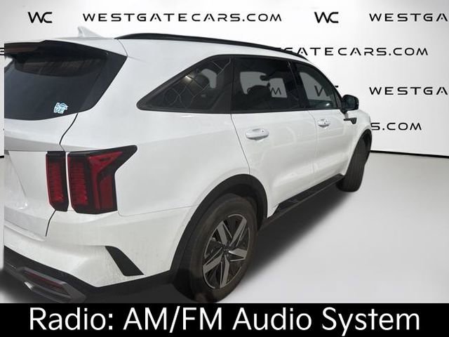 Certified 2023 Kia Sorento S w/ Panoramic Sunroof Package FWD image 7