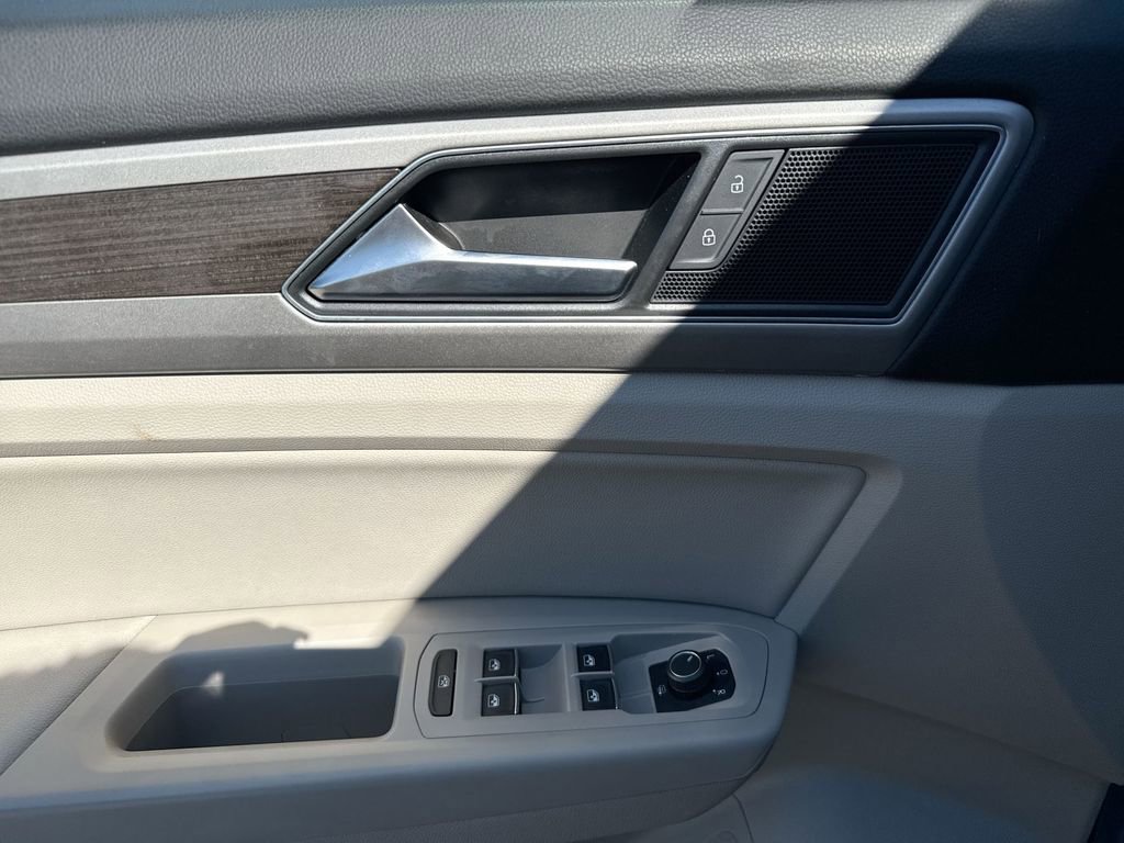 Used 2019 Volkswagen Atlas SE w/ Panoramic Sunroof Package AWD/4WD image 15