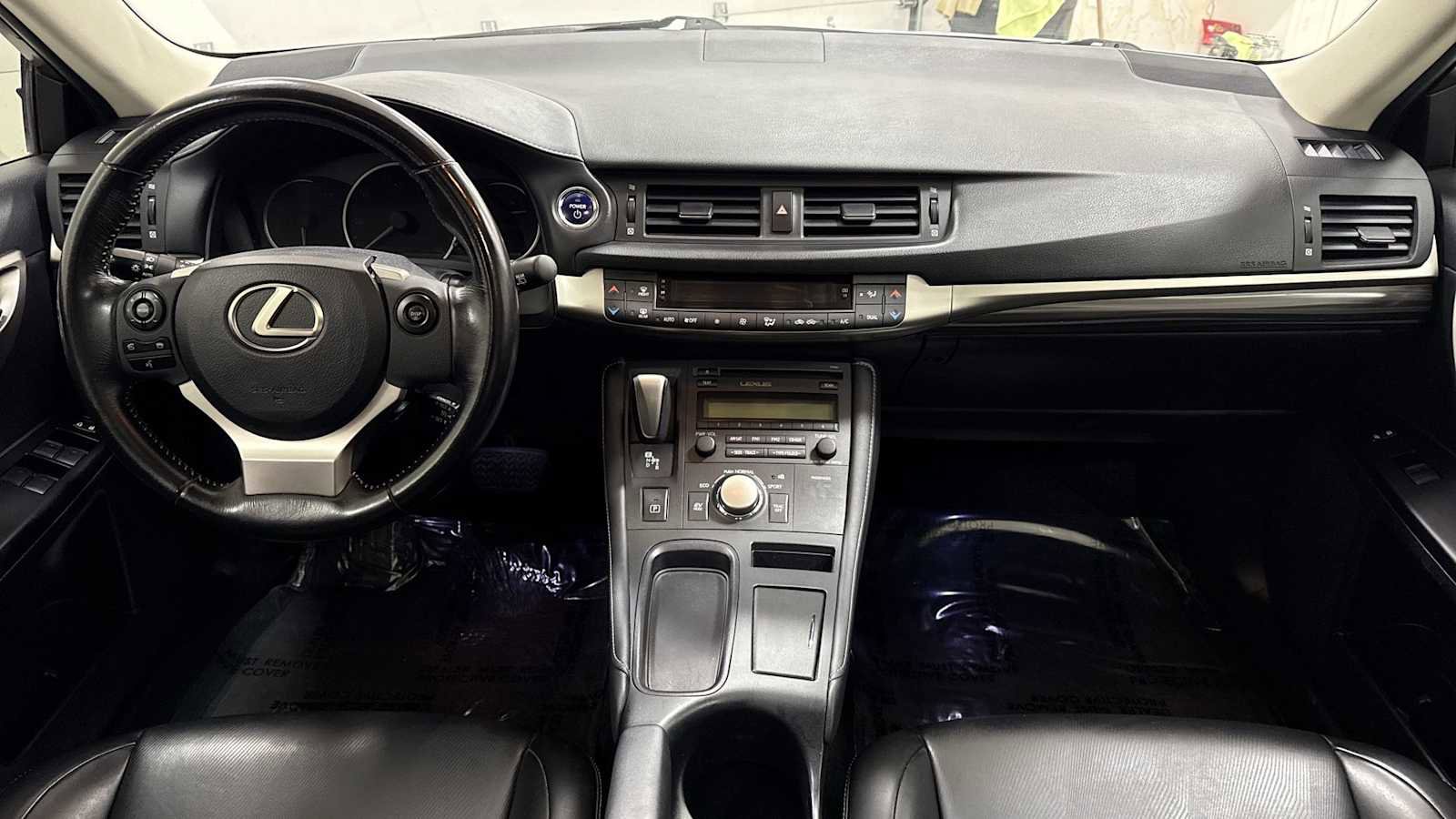 Used 2015 Lexus CT 200h image 26