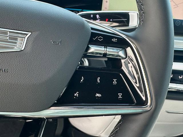 New 2025 Cadillac Lyriq Luxury image 19