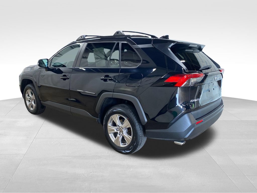 Used 2022 Toyota RAV4 XLE w/ Convenience Package AWD/4WD video 2