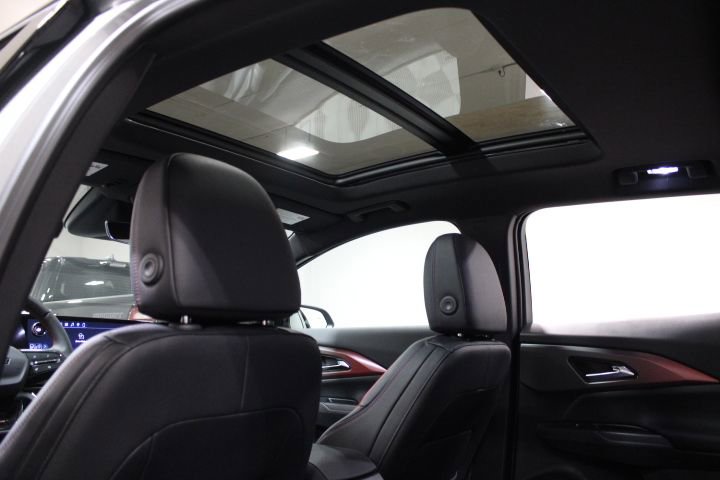 New 2026 Chevrolet Equinox EV RS image 4