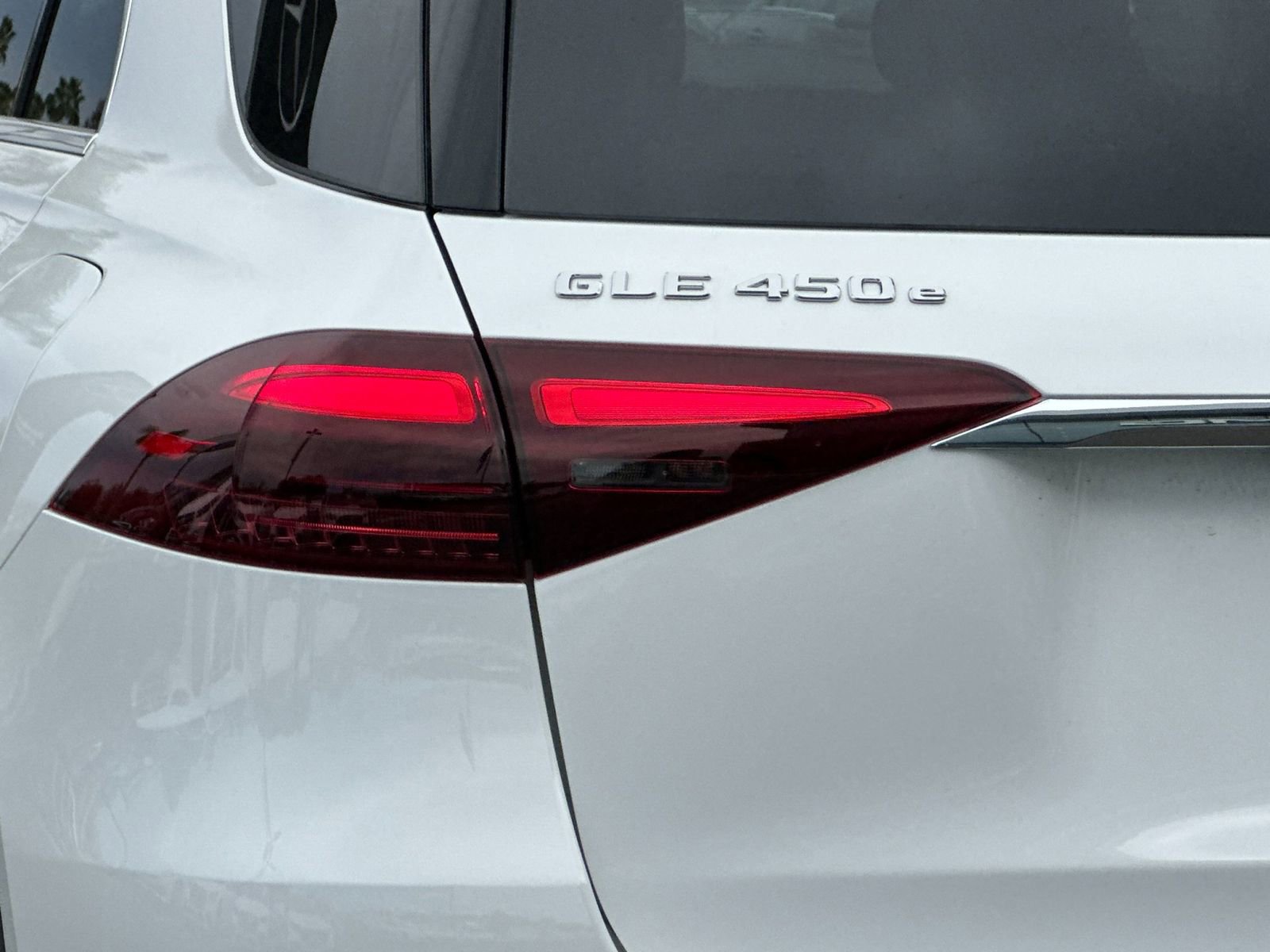 New 2026 Mercedes-Benz GLE 450e 4MATIC image 33