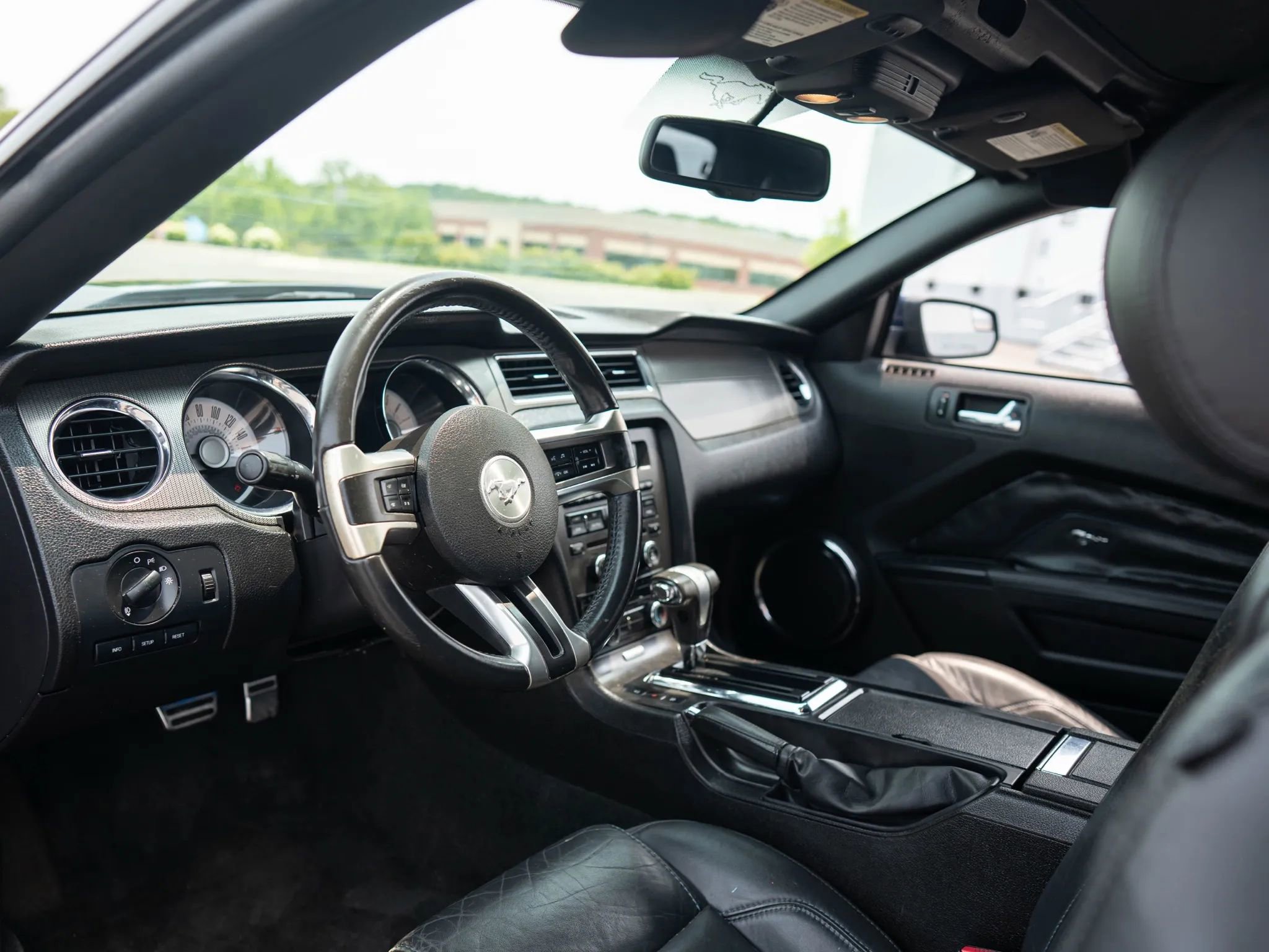 Used 2012 Ford Mustang GT Premium image 20