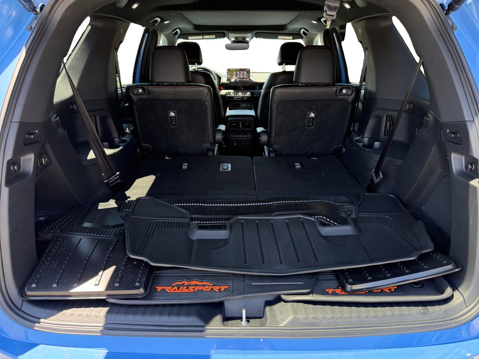 Used 2025 Honda Pilot TrailSport image 17