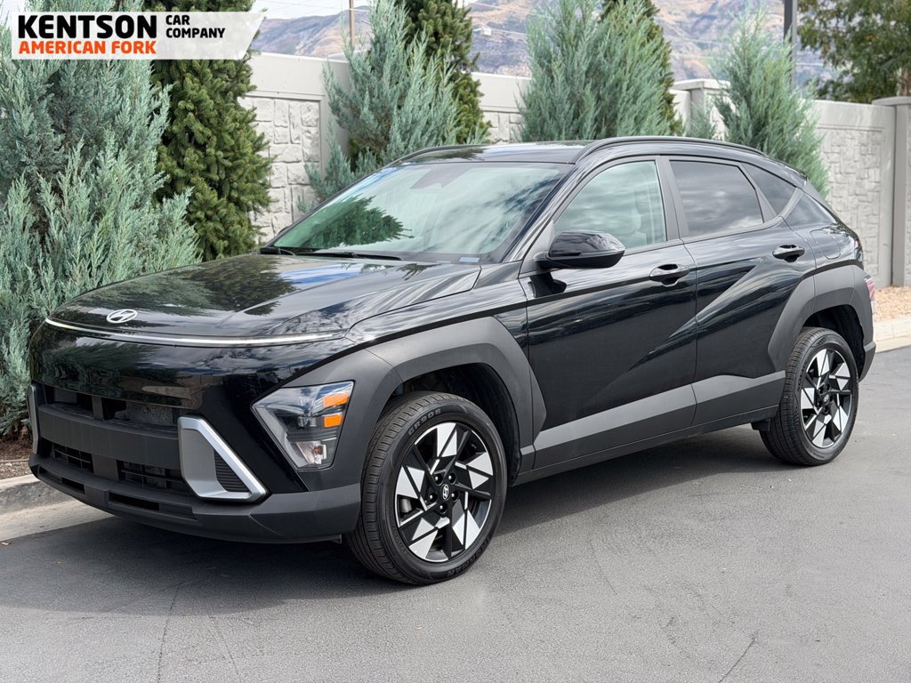 Used 2025 Hyundai Kona SEL AWD/4WD image 2