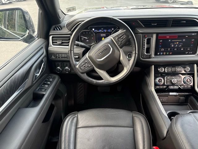 Used 2021 GMC Yukon Denali w/ Advanced Technology Package image 24