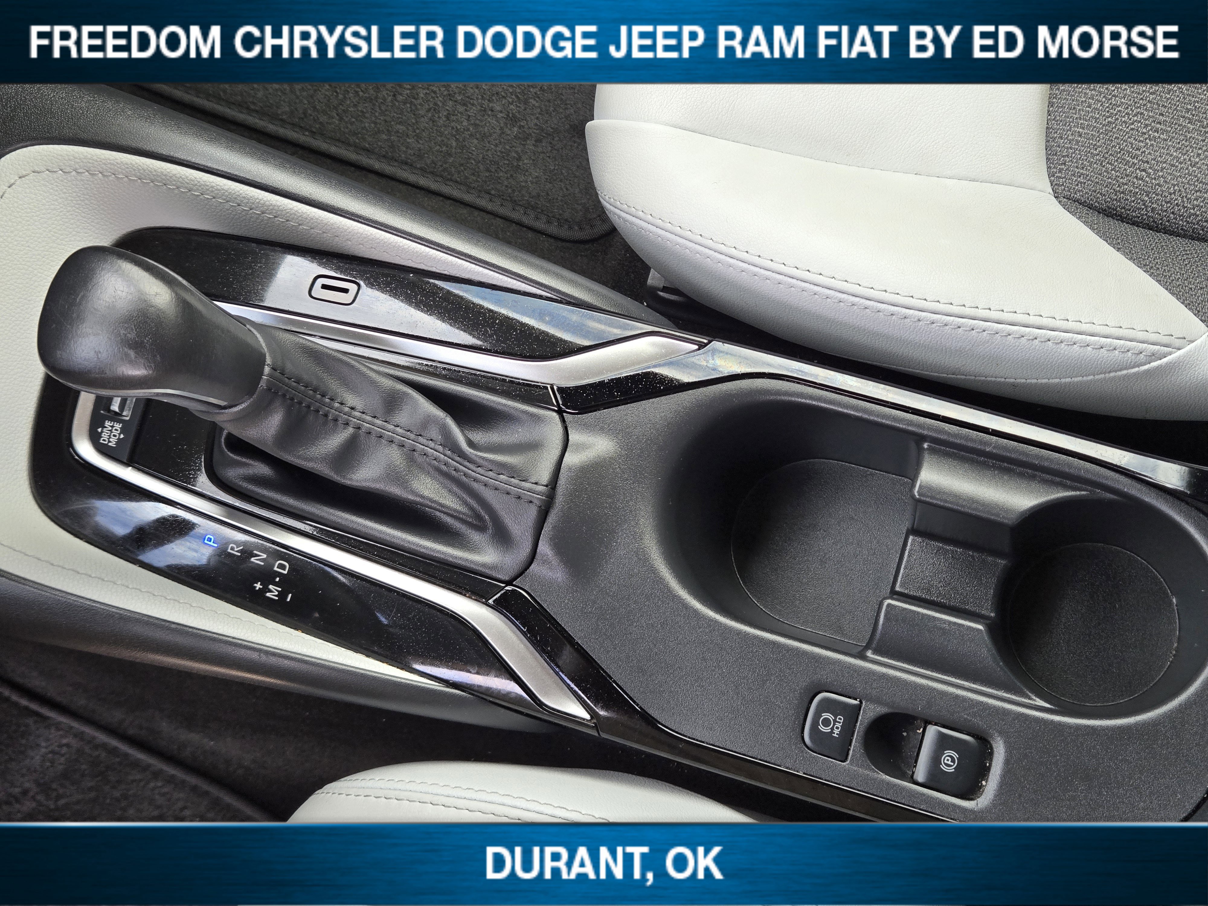 Used 2024 Toyota Corolla XSE FWD image 13