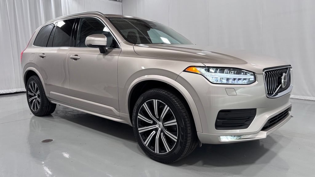 Certified 2023 Volvo XC90 B5 Core w/ Climate Package AWD/4WD image 4