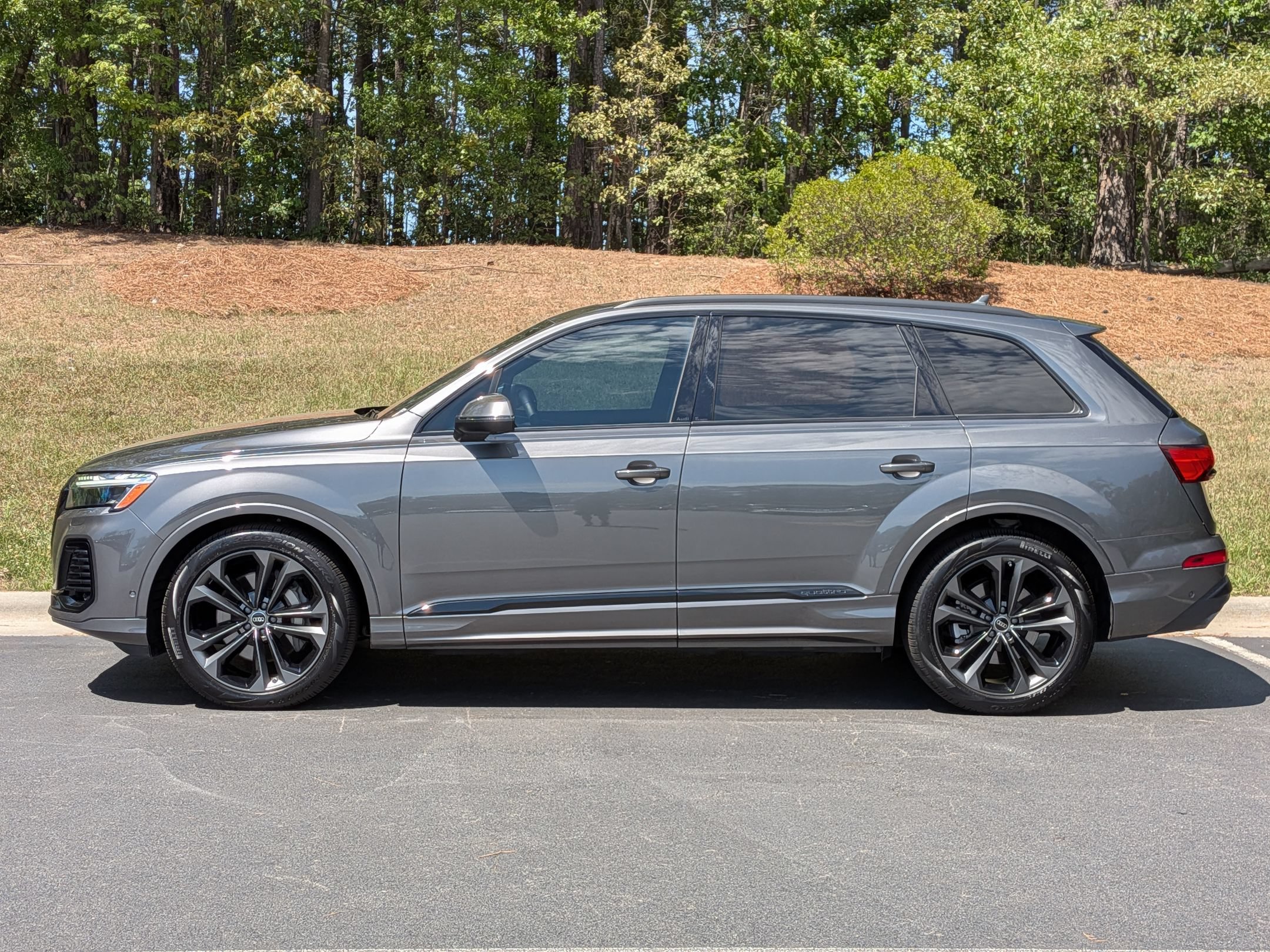 Used 2025 Audi Q7 3.0T Prestige AWD/4WD image 2