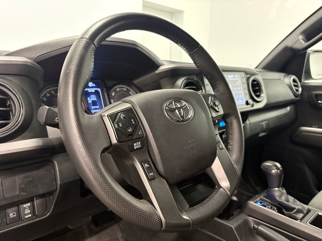 Used 2021 Toyota Tacoma TRD Sport image 19