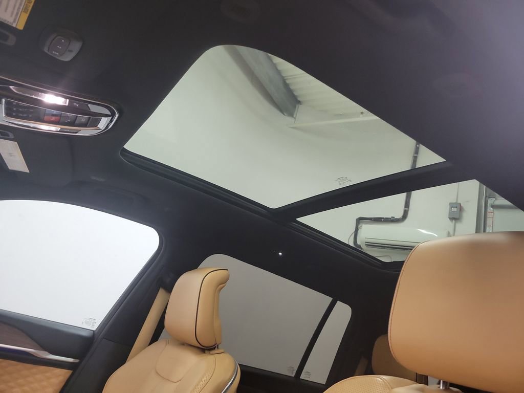 Used 2023 Jeep Grand Cherokee L Summit image 21