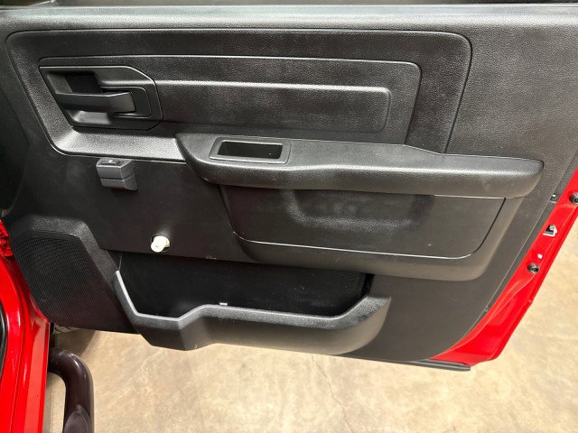 Used 2020 RAM 3500 Tradesman w/ Chrome Appearance Group image 17