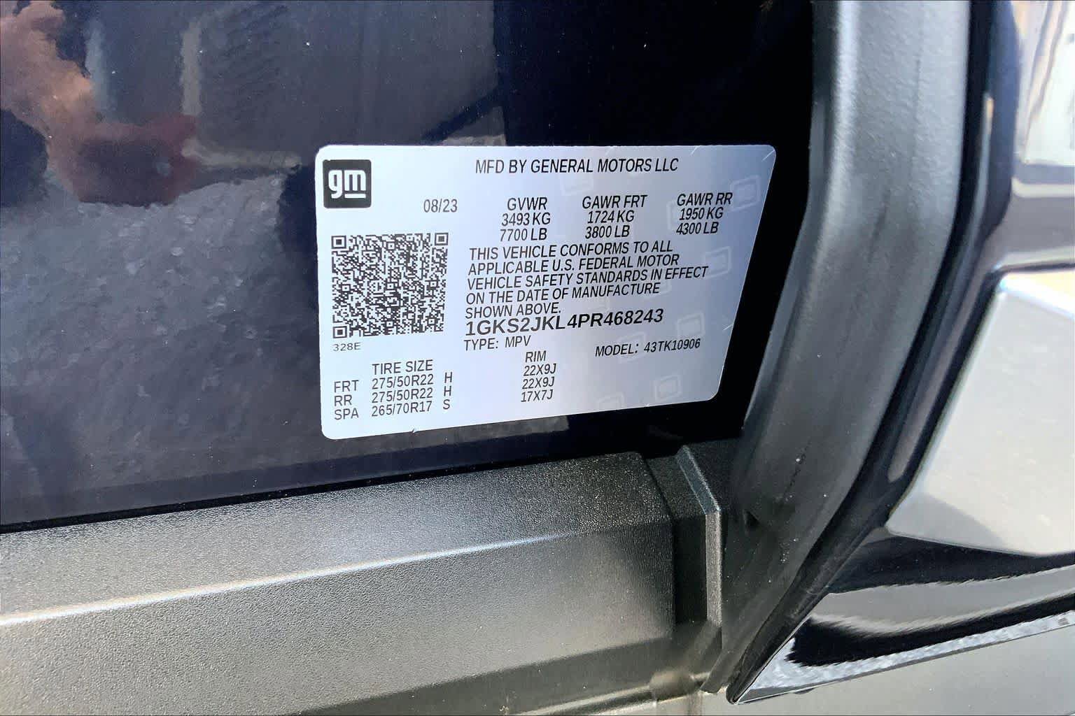 Used 2023 GMC Yukon XL Denali w/ Denali Reserve Package image 27