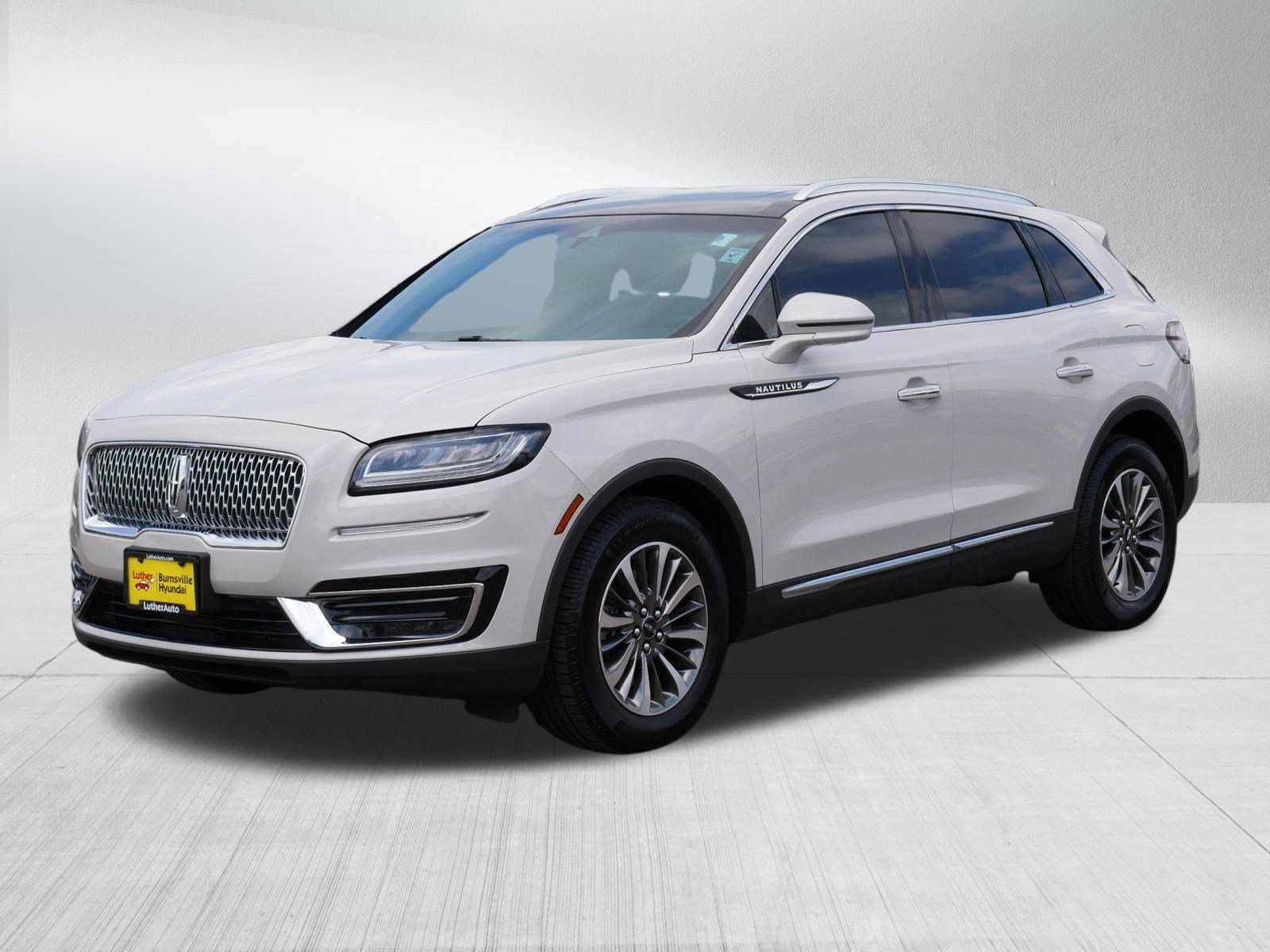 Used 2020 Lincoln Nautilus Reserve w/ Cargo Utility Package AWD/4WD image 3