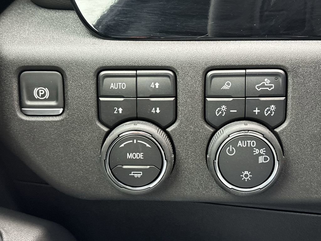 New 2025 Chevrolet Silverado 1500 LT image 36