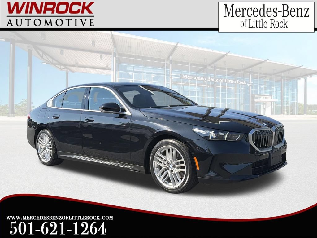 Used 2024 BMW 530i RWD image 1