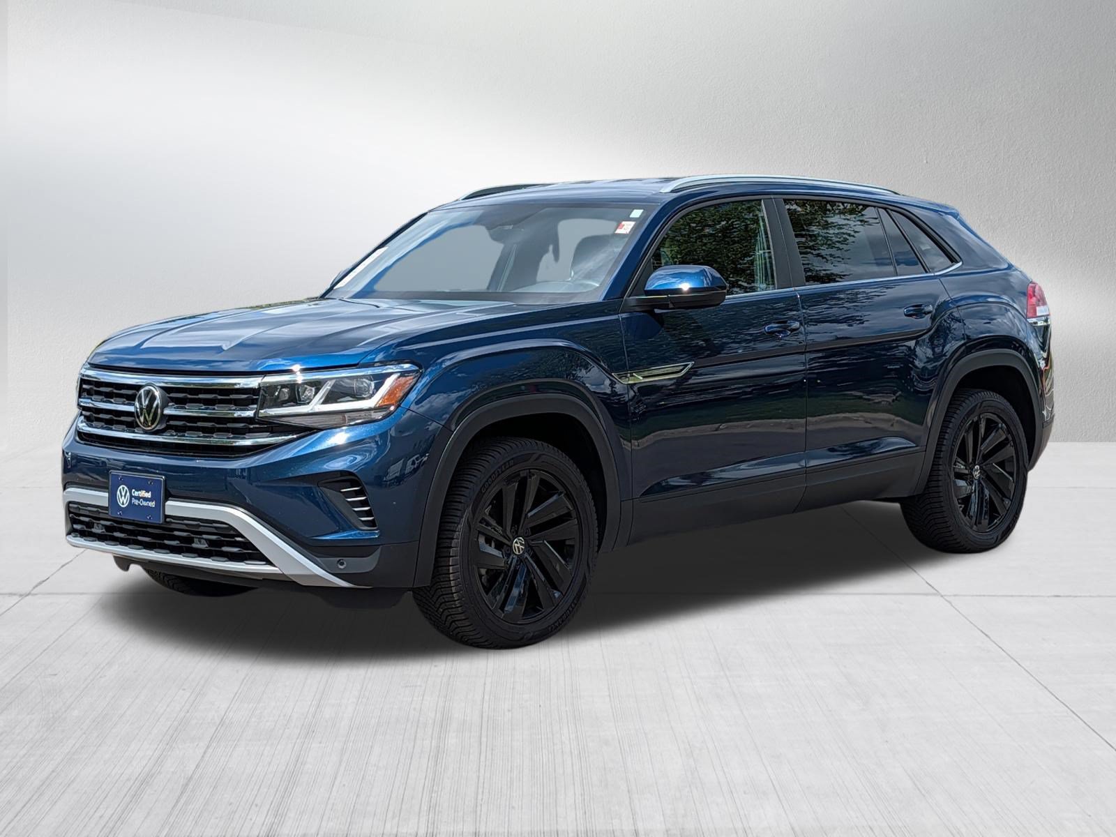 Certified 2023 Volkswagen Atlas Cross Sport SE AWD/4WD image 3