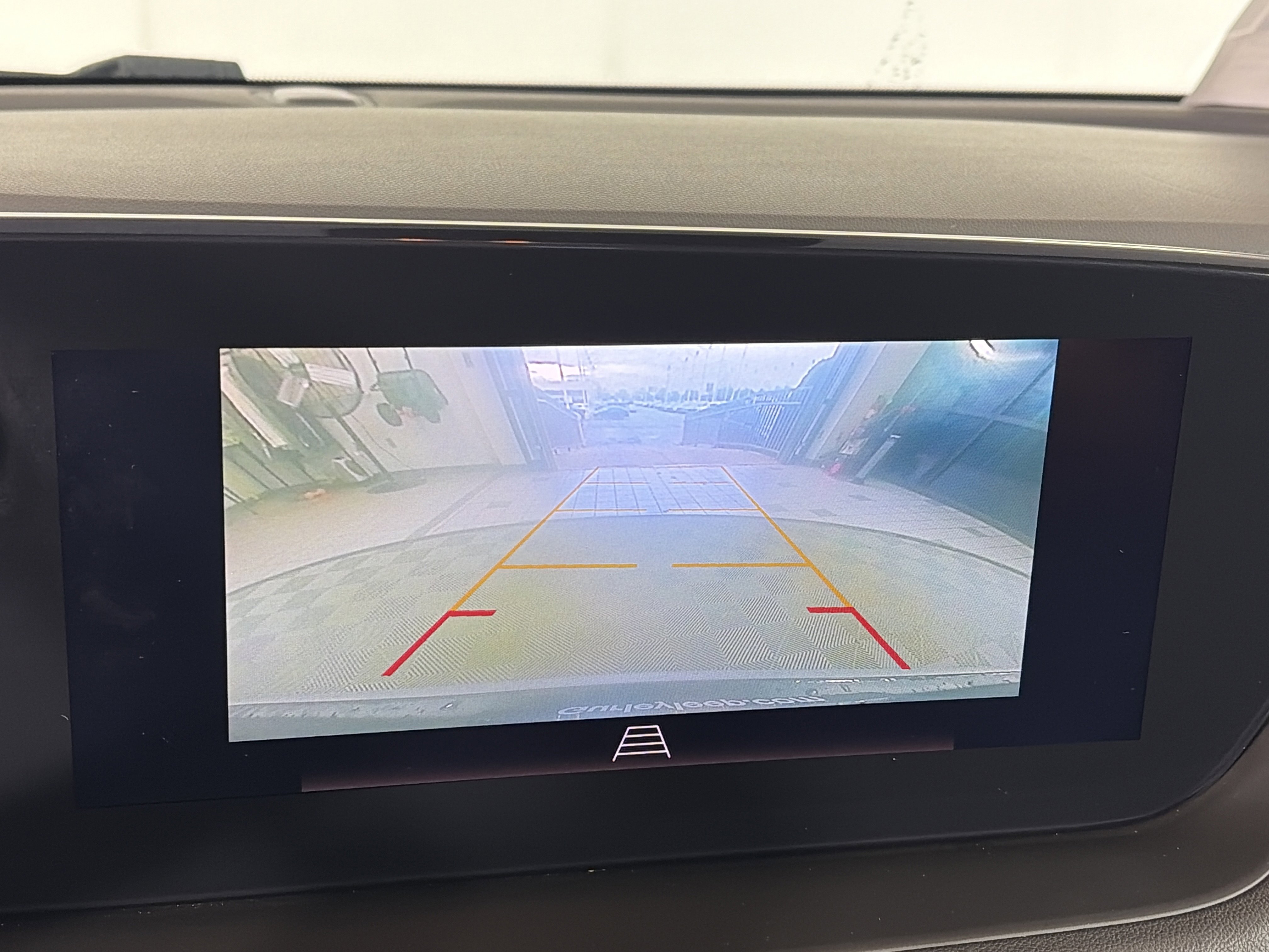 Certified 2025 Buick Encore GX Preferred AWD/4WD image 20