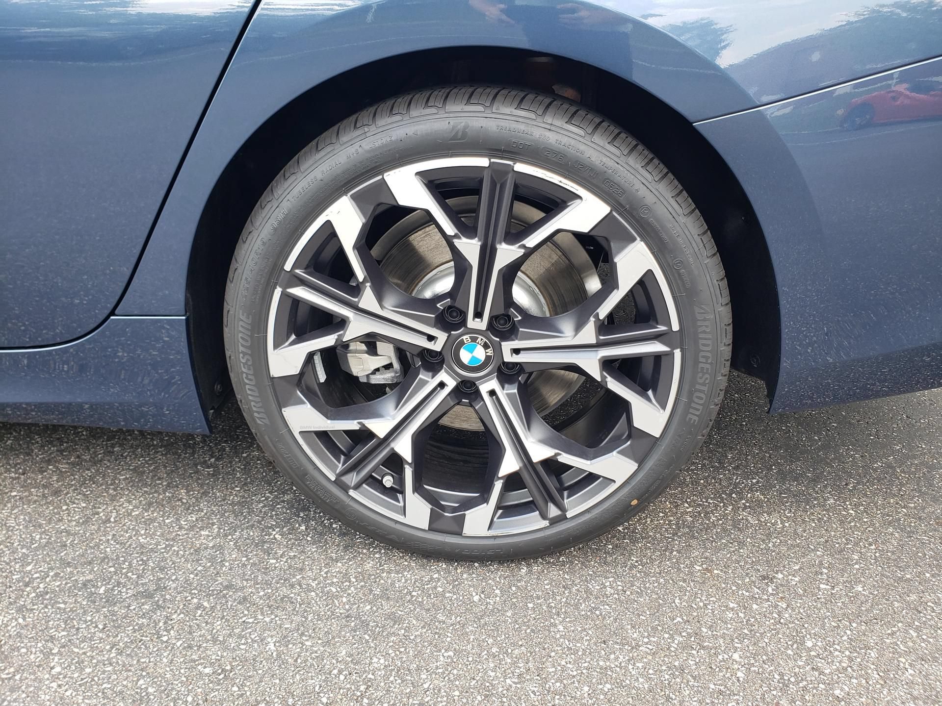New 2026 BMW 330i xDrive Sedan w/ Premium Package AWD/4WD image 29