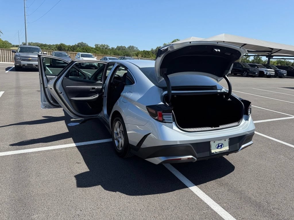 Certified 2025 Hyundai Sonata SE FWD image 25
