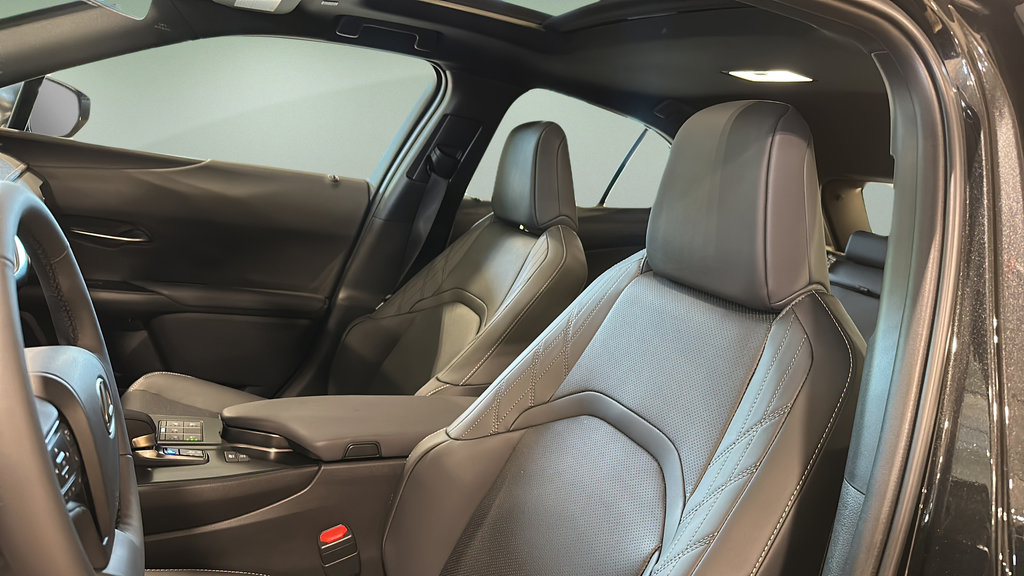 New 2026 Lexus UX 300h AWD image 15