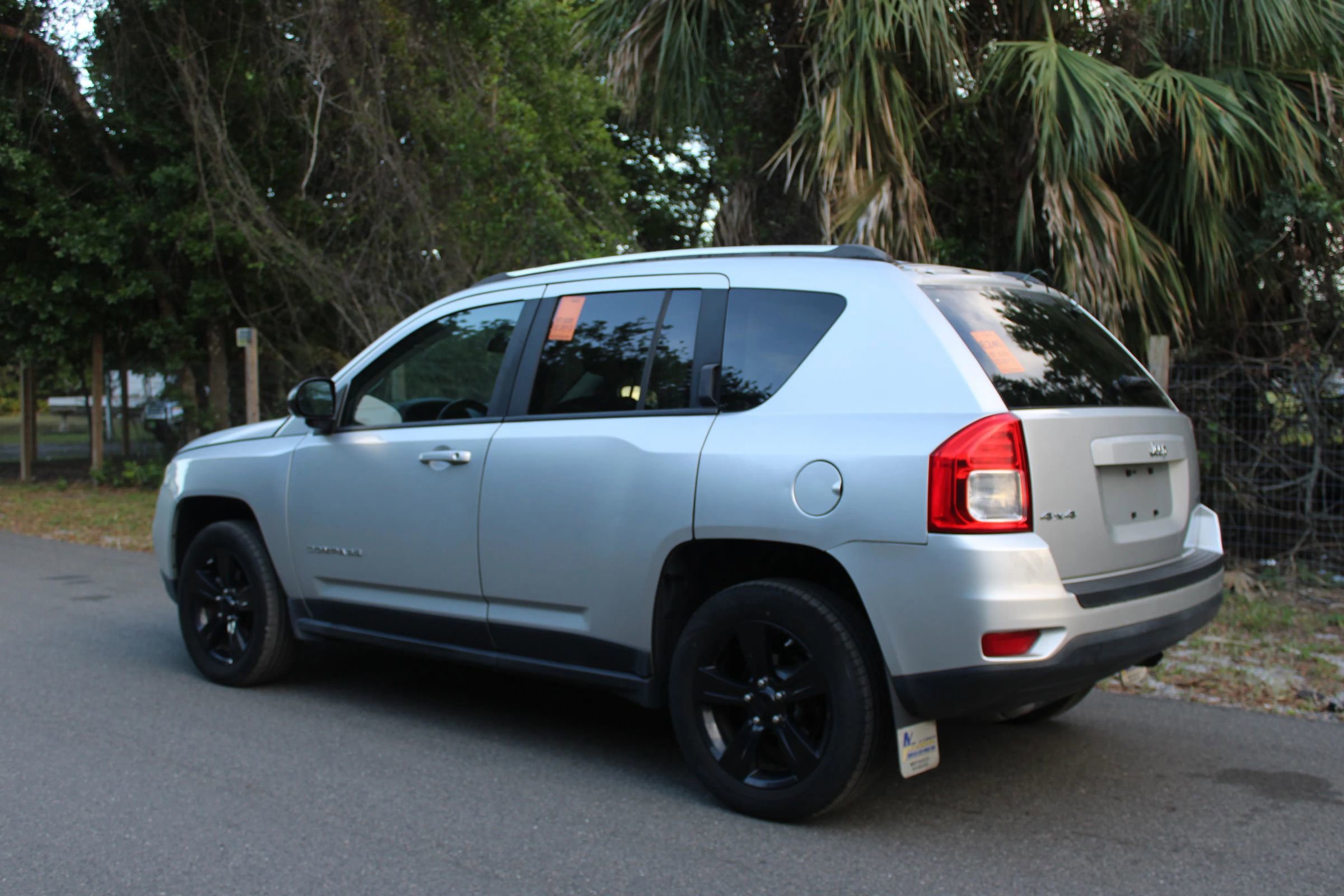 Used 2012 Jeep Compass Latitude image 3