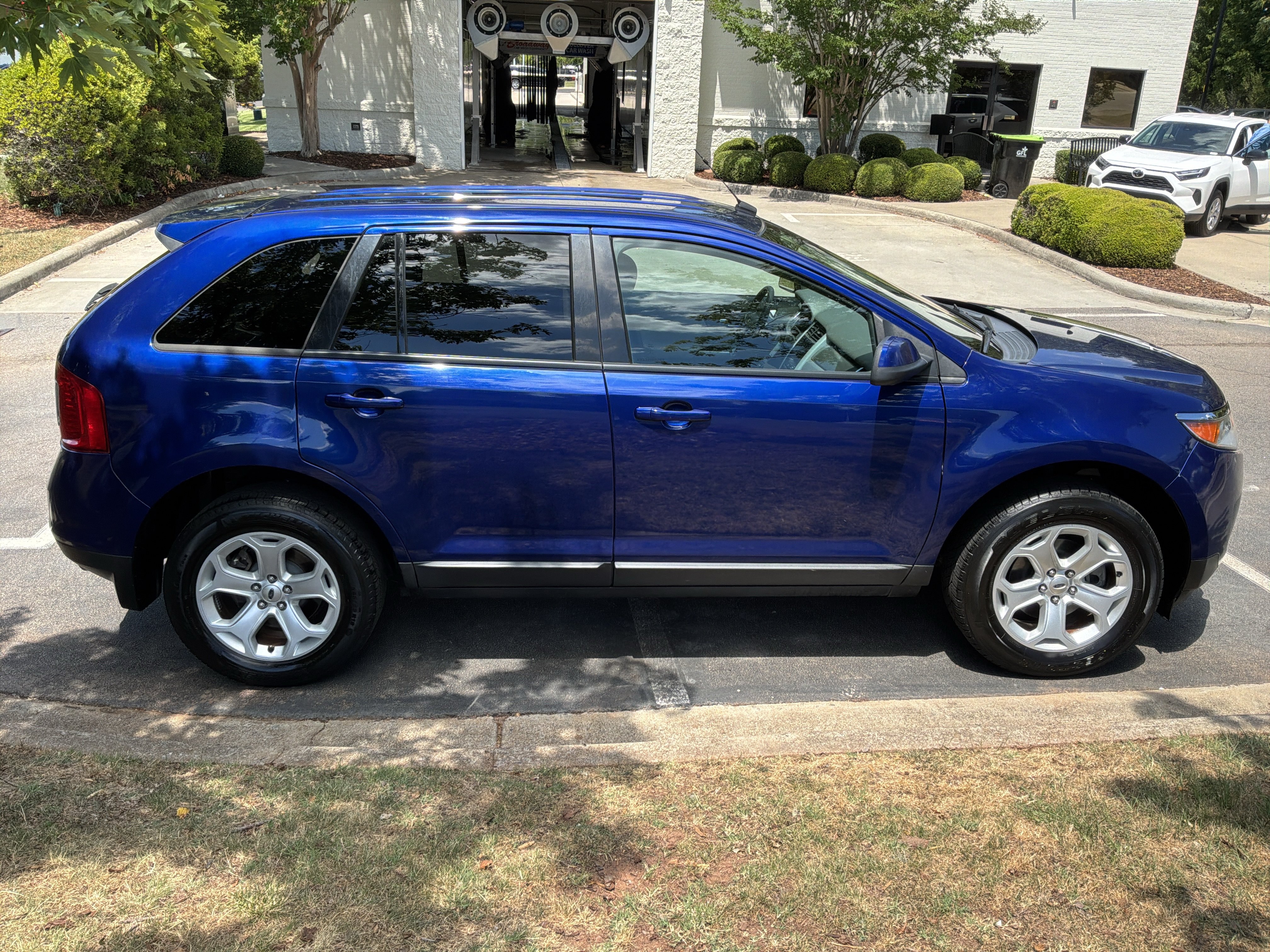 Used 2014 Ford Edge SEL w/ Equipment Group 205A FWD image 11