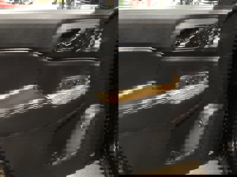 Used 2017 GMC Acadia Denali w/ Technology Package image 19