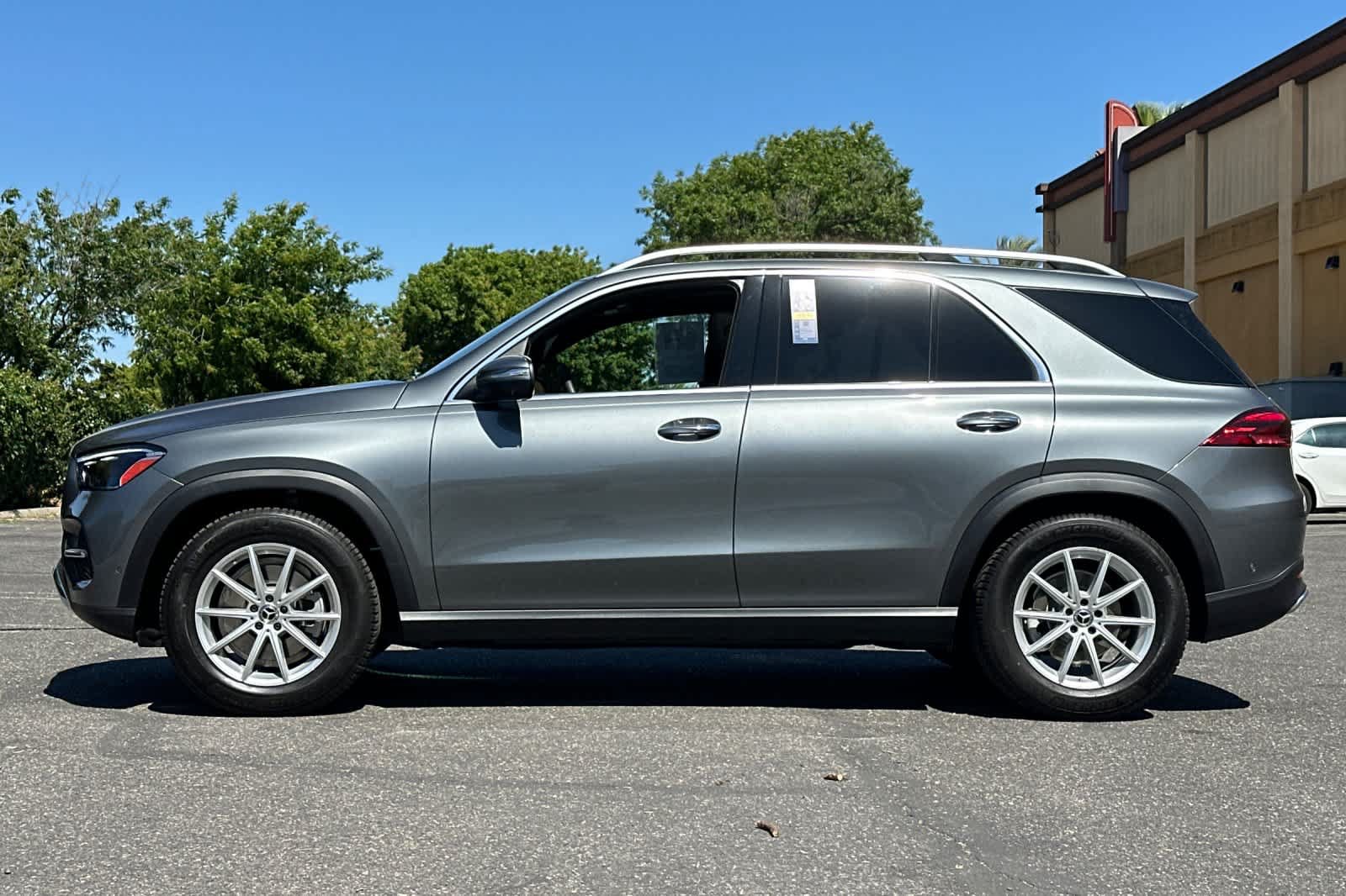 Certified 2026 Mercedes-Benz GLE 350 4MATIC image 6
