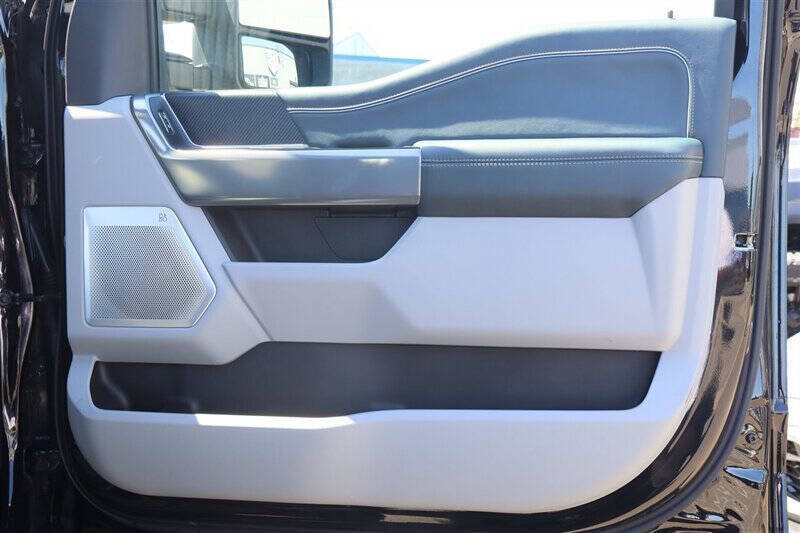 Used 2023 Ford F350 Limited w/ FX4 Off-Road Package AWD/4WD image 33