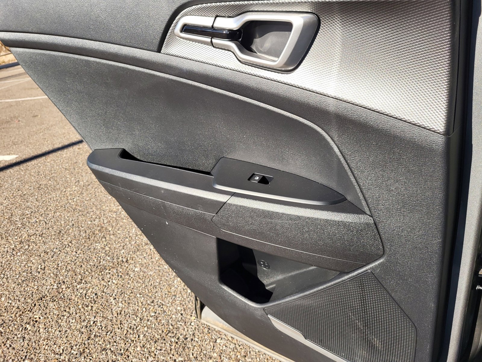 Used 2024 Kia Sportage LX image 19