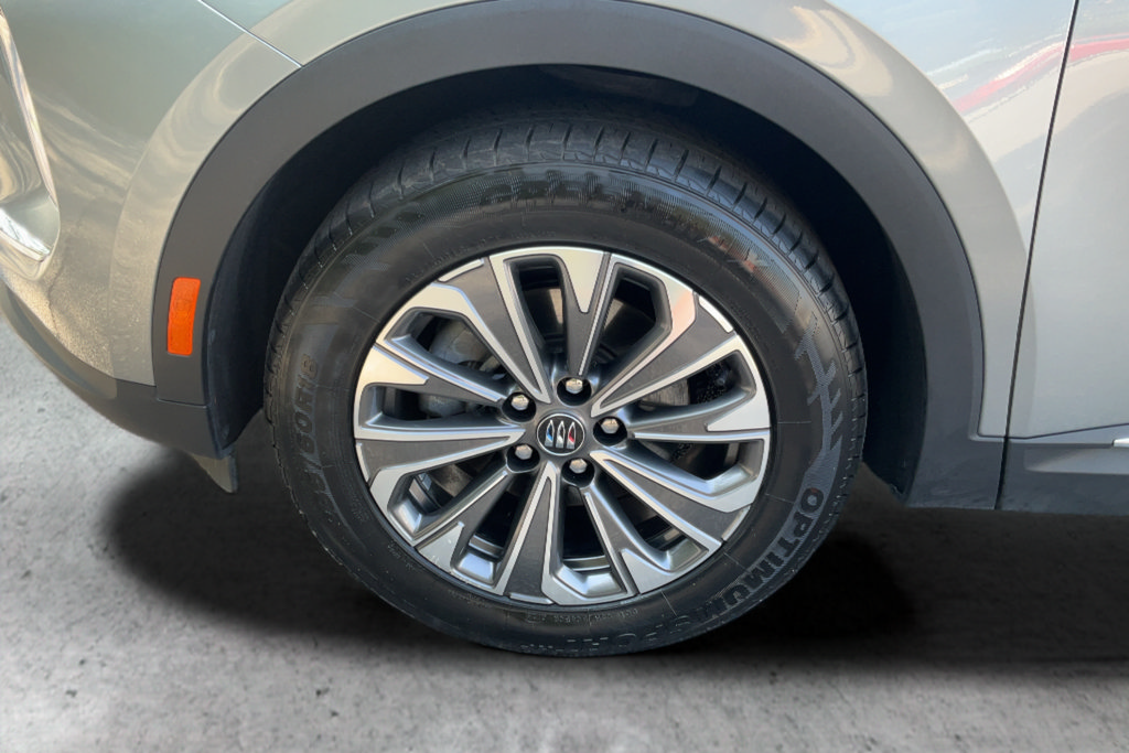 Certified 2024 Buick Envision Preferred AWD/4WD image 25