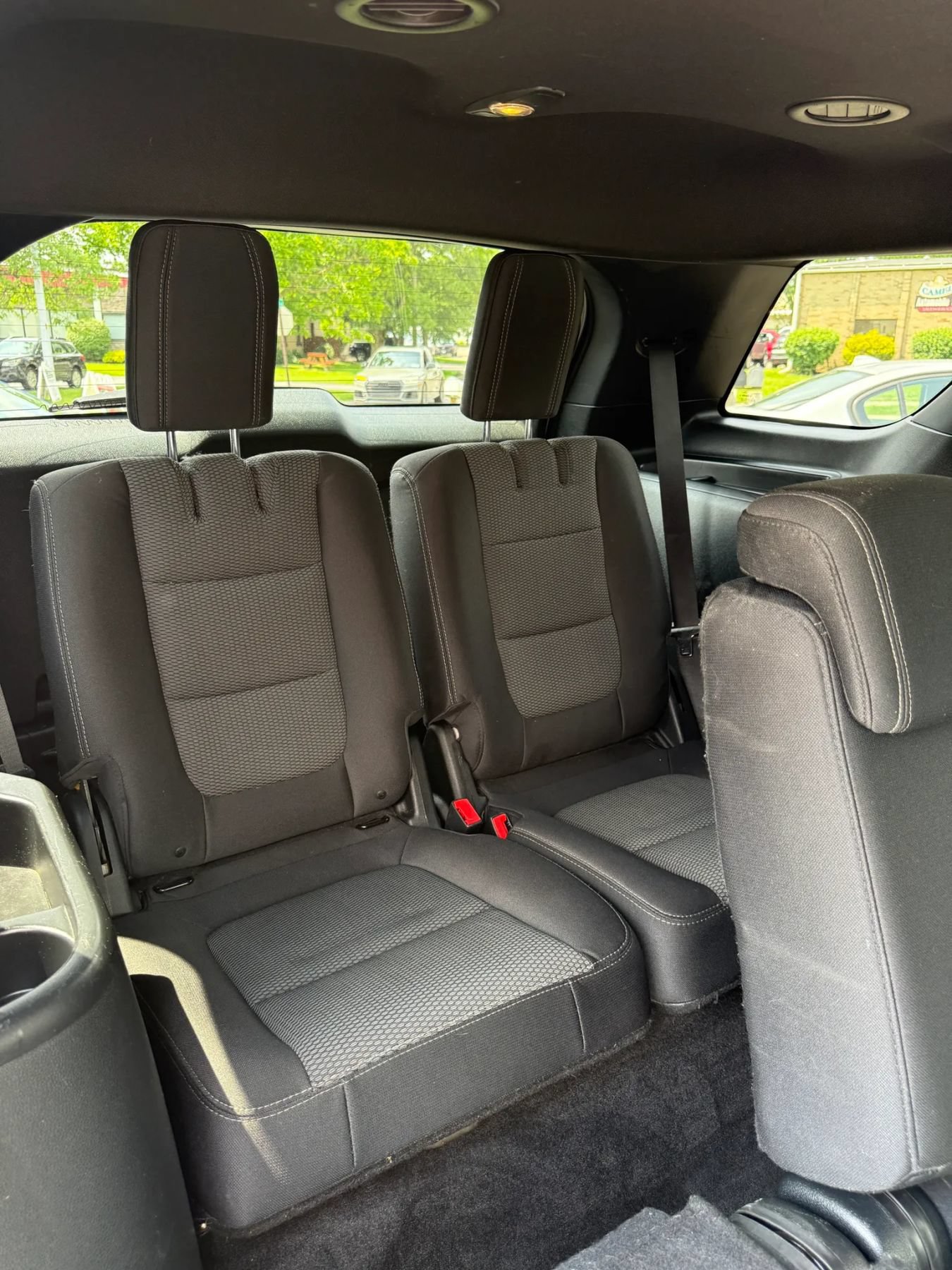 Used 2018 Ford Explorer XLT w/ Equipment Group 201A AWD/4WD image 22