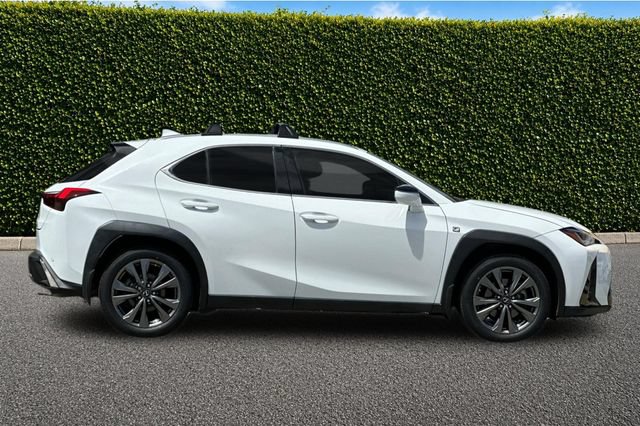Used 2020 Lexus UX 200 F Sport w/ F Sport Premium Package FWD image 3