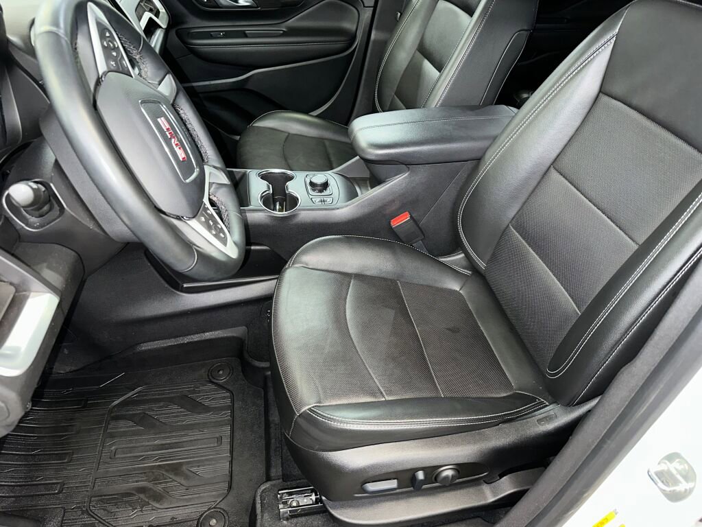 Certified 2023 GMC Terrain SLT w/ LPO, Floor Liner Package image 5