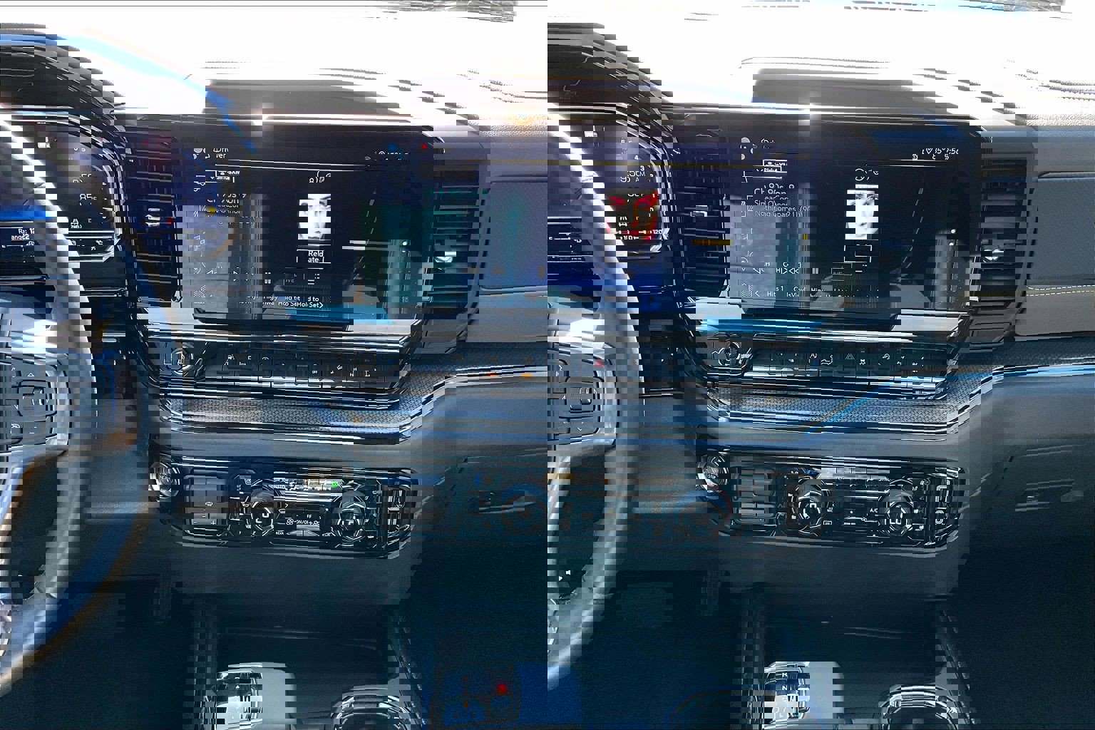 Certified 2023 Chevrolet Silverado 1500 ZR2 w/ Technology Package image 12