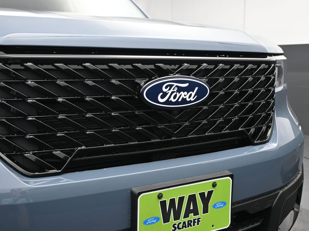 New 2026 Ford Maverick Lariat w/ Black Appearance Package image 16