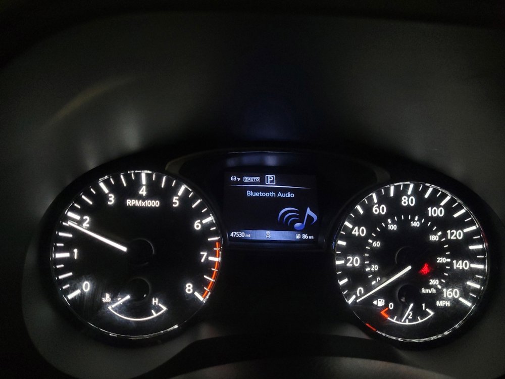 Used 2020 Nissan Pathfinder S image 23