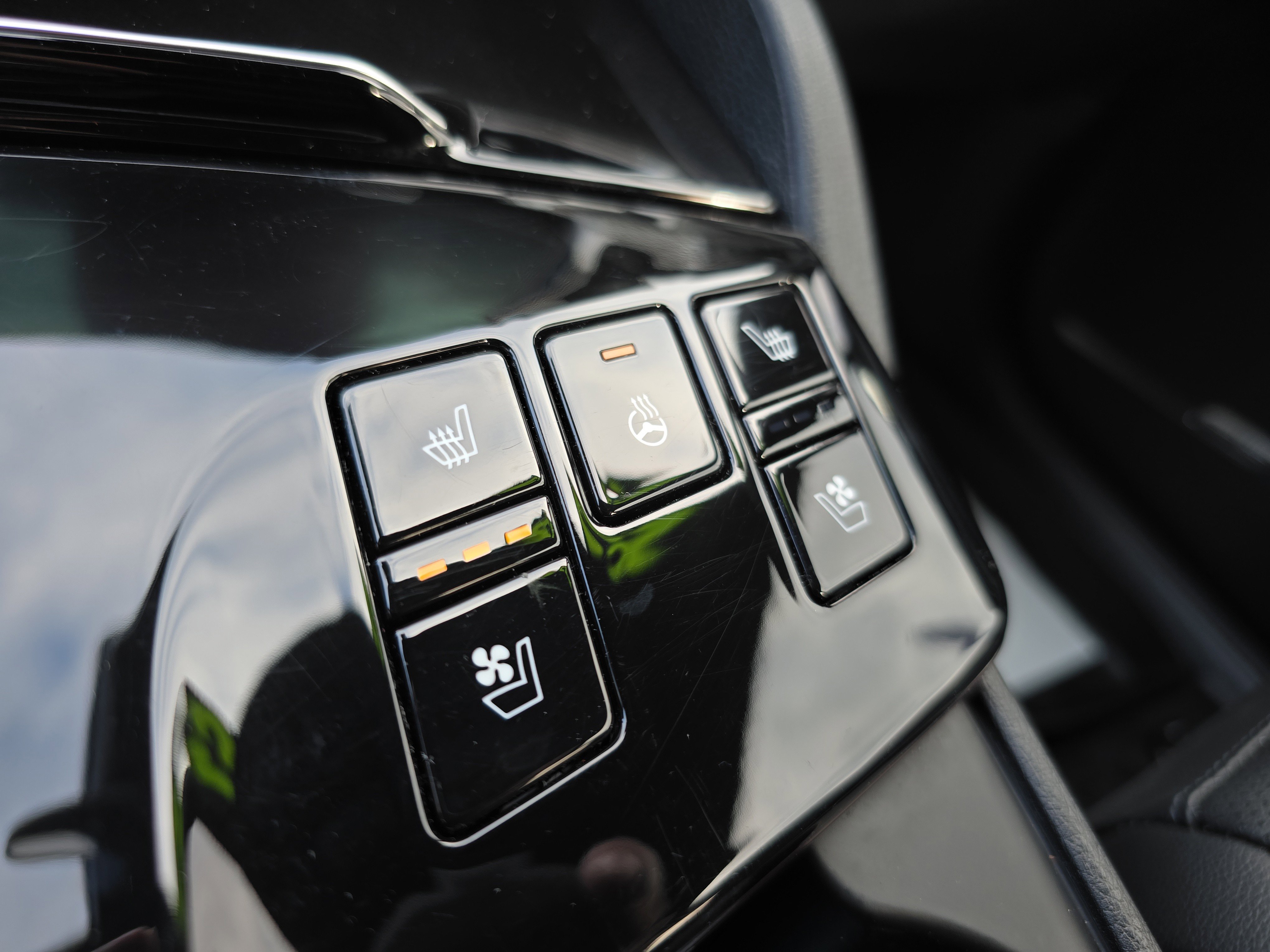 Used 2025 Kia Sportage X-Line Prestige image 28