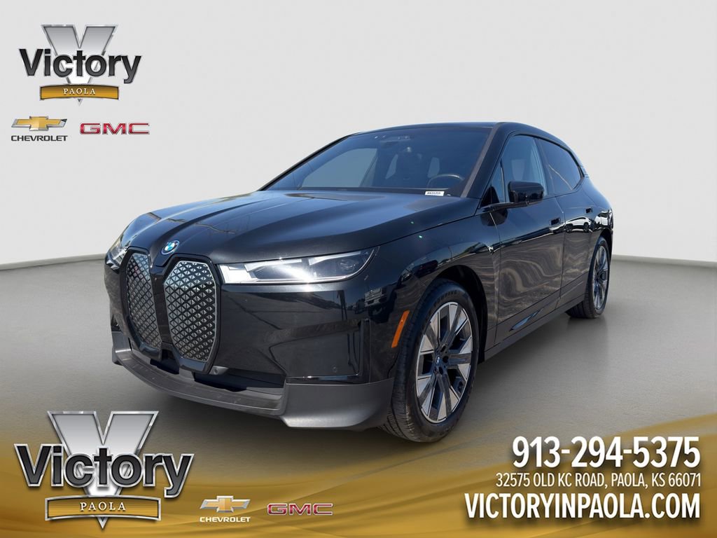 Used 2022 BMW iX xDrive50 w/ Premium Package AWD/4WD image 1