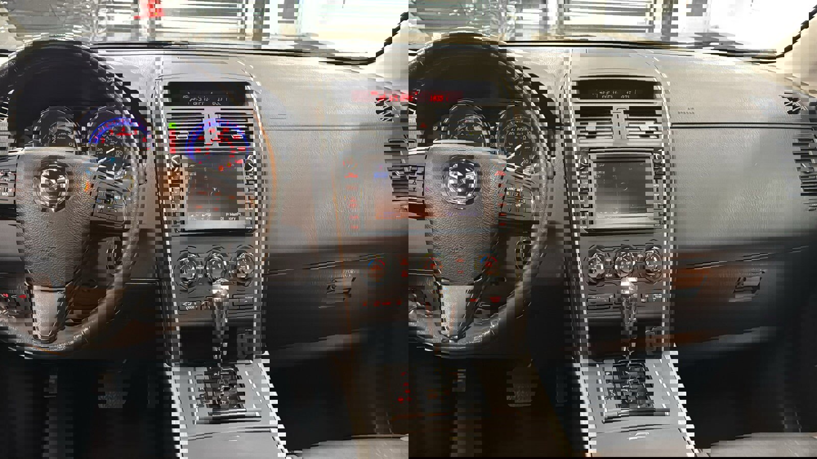 Used 2011 MAZDA CX-9 Grand Touring w/ Moonroof & Bose Audio Pkg image 11