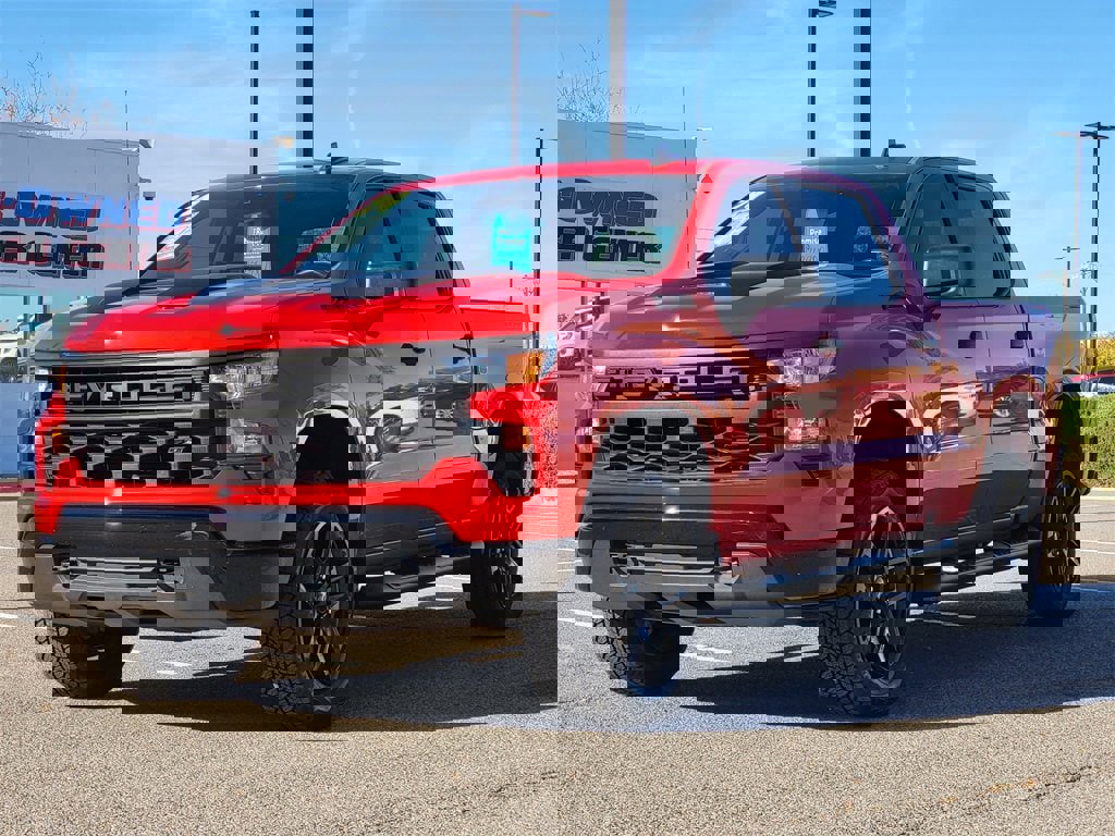 Certified 2024 Chevrolet Silverado 1500 Custom Trail Boss w/ Turbomax Blackout Package image 4