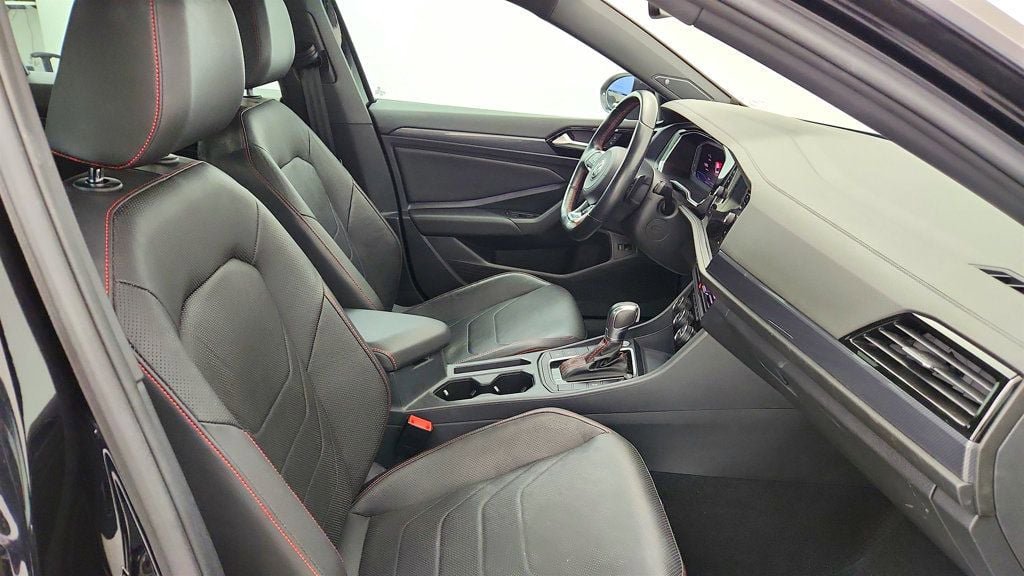 Used 2019 Volkswagen Jetta GLI FWD image 24
